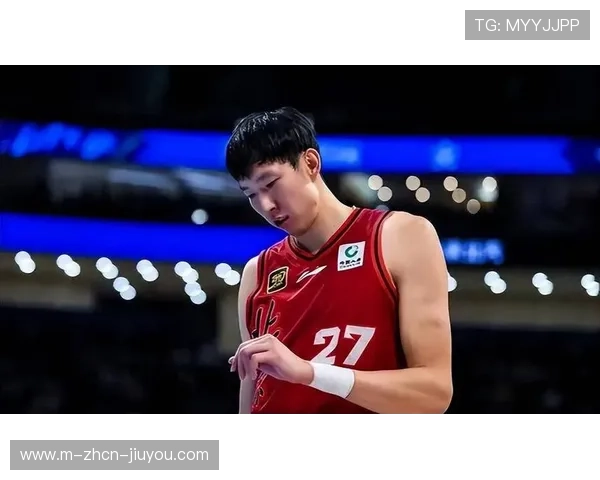 周琦低位单打，新疆内线依旧优势明显