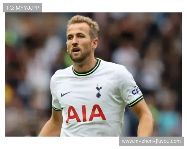 凯恩头球争顶后自我二次调整，热刺前场创造出良机