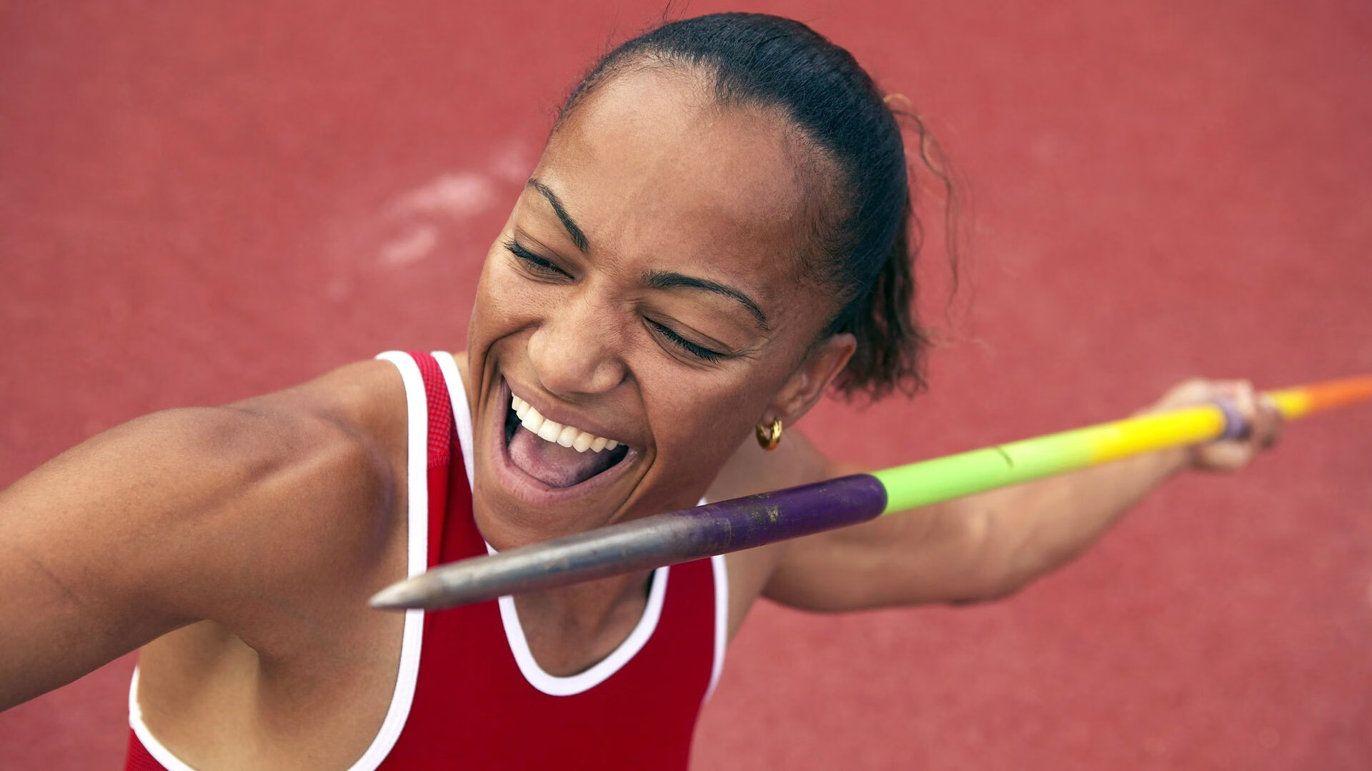 法甲“皇室争霸”：巴黎遭遇强敌，争冠形势严峻